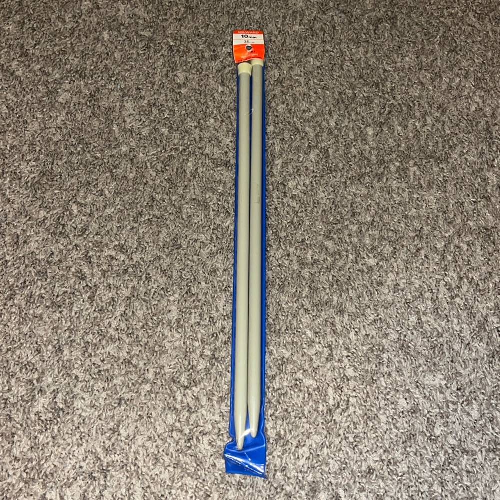 Milward 10mm knitting needles